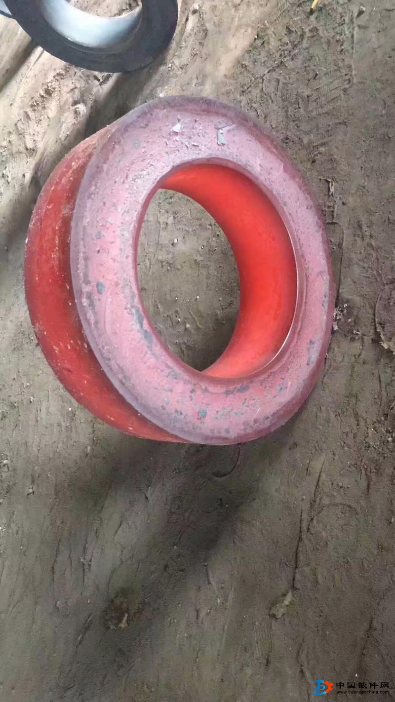 環(huán)形鍛件和自由鍛件