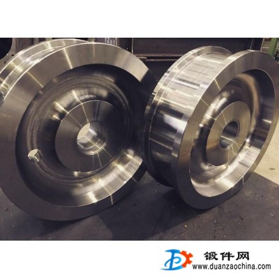 鍛件、車輪鍛件、筒鍛件、軸鍛件、吊鉤鍛件