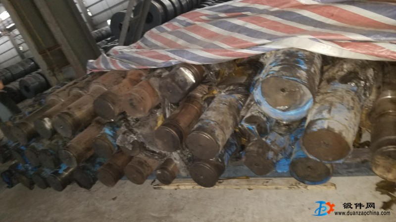 供應(yīng)軋輥鍛件