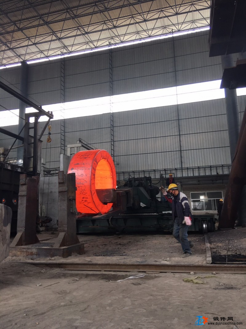 鍛造加工-同立重工