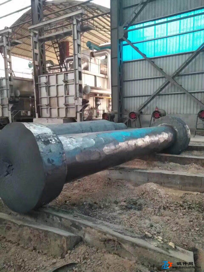 供應(yīng)大型鍛件  軸類鍛