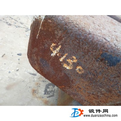 低于市場價處理一批鋼錠