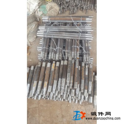 供應 各種 大小鏈輪鍛件