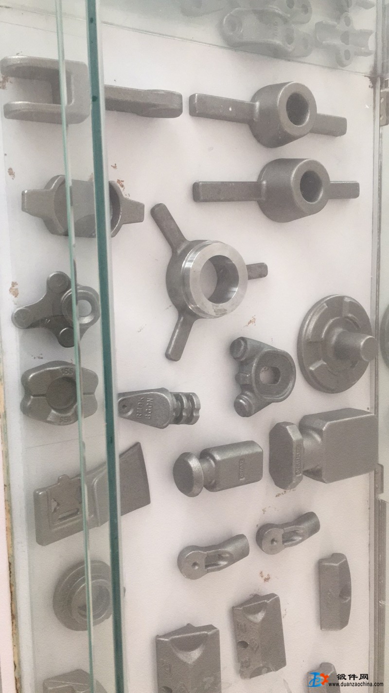 供應(yīng)小鍛件