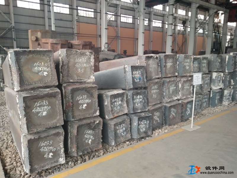 生產供應各類材質鍛圓、鍛方、鋼錠等產品