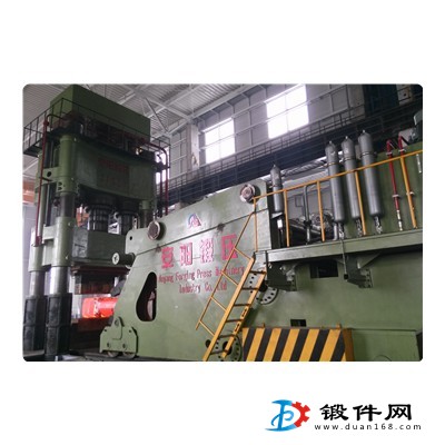 操作機(jī)8T全液壓操作機(jī)機(jī)械化生產(chǎn)設(shè)備安陽(yáng)鍛壓生產(chǎn)