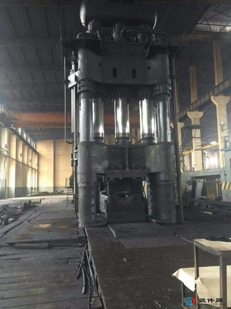 30000噸以下鍛造油壓機