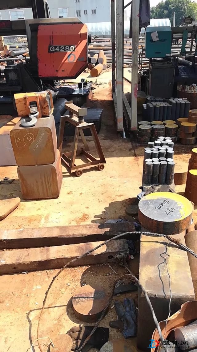 現貨20CrNi2Mo圓鋼 20CrNi2Mo合金圓鋼