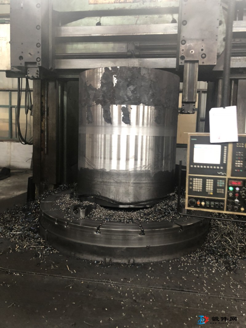 供應大型筒類鍛件