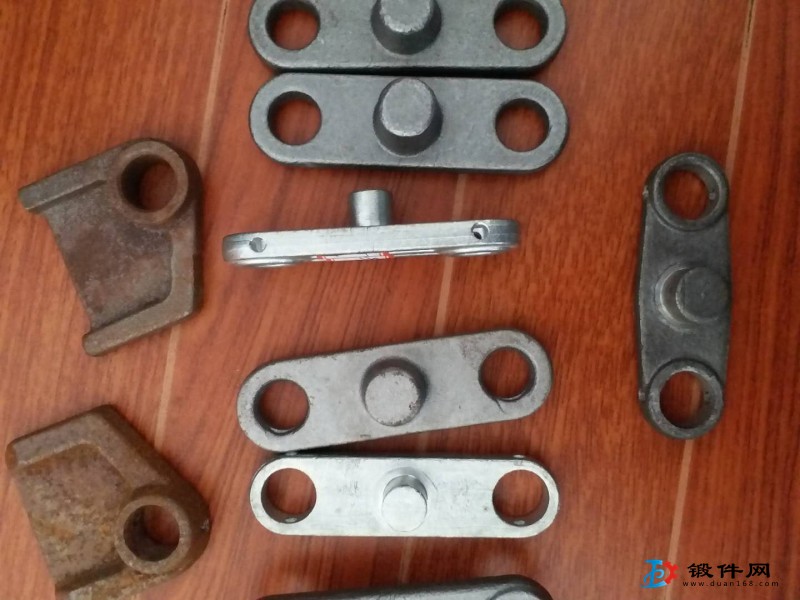 供應(yīng)汽車鍛件