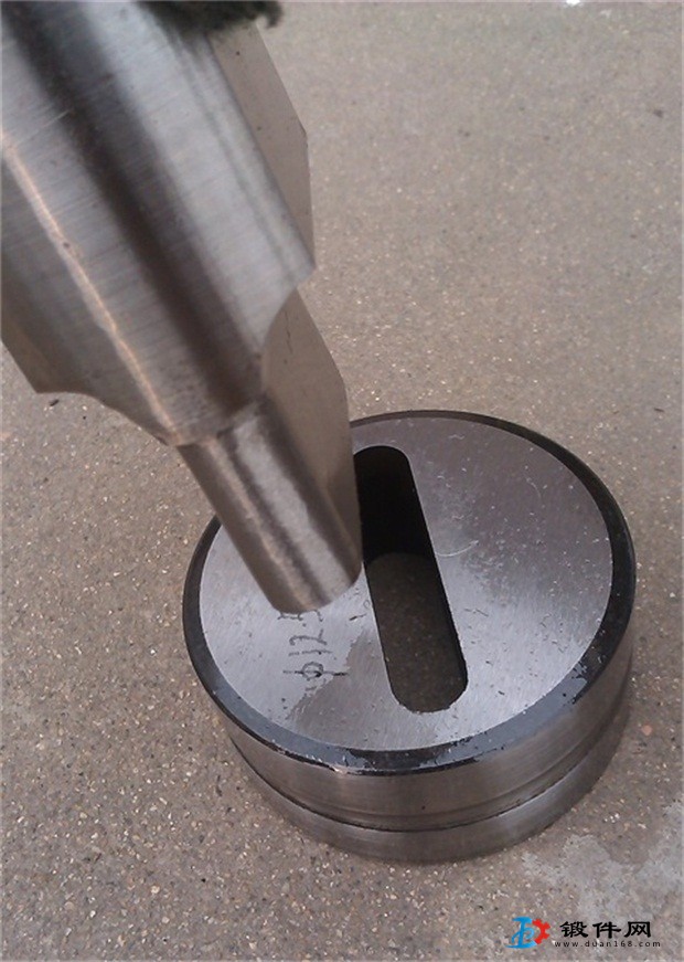 沖孔模具定做，沖床沖頭，特殊模具材質(zhì)定做