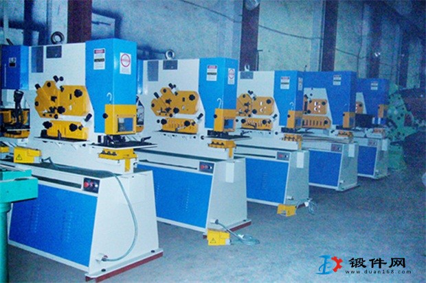 P-60液壓沖孔機(jī) 60噸液壓沖床