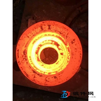 提供挖掘機履帶底盤支重輪零件模鍛鍛件