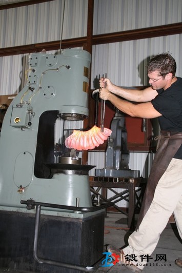 55KJ分體空氣錘可鍛60mm方坯快速鍛打錘