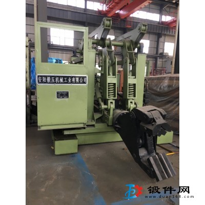 5噸自由鍛操作手鍛造操作機設備