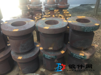 供應(yīng)套管頭鍛件