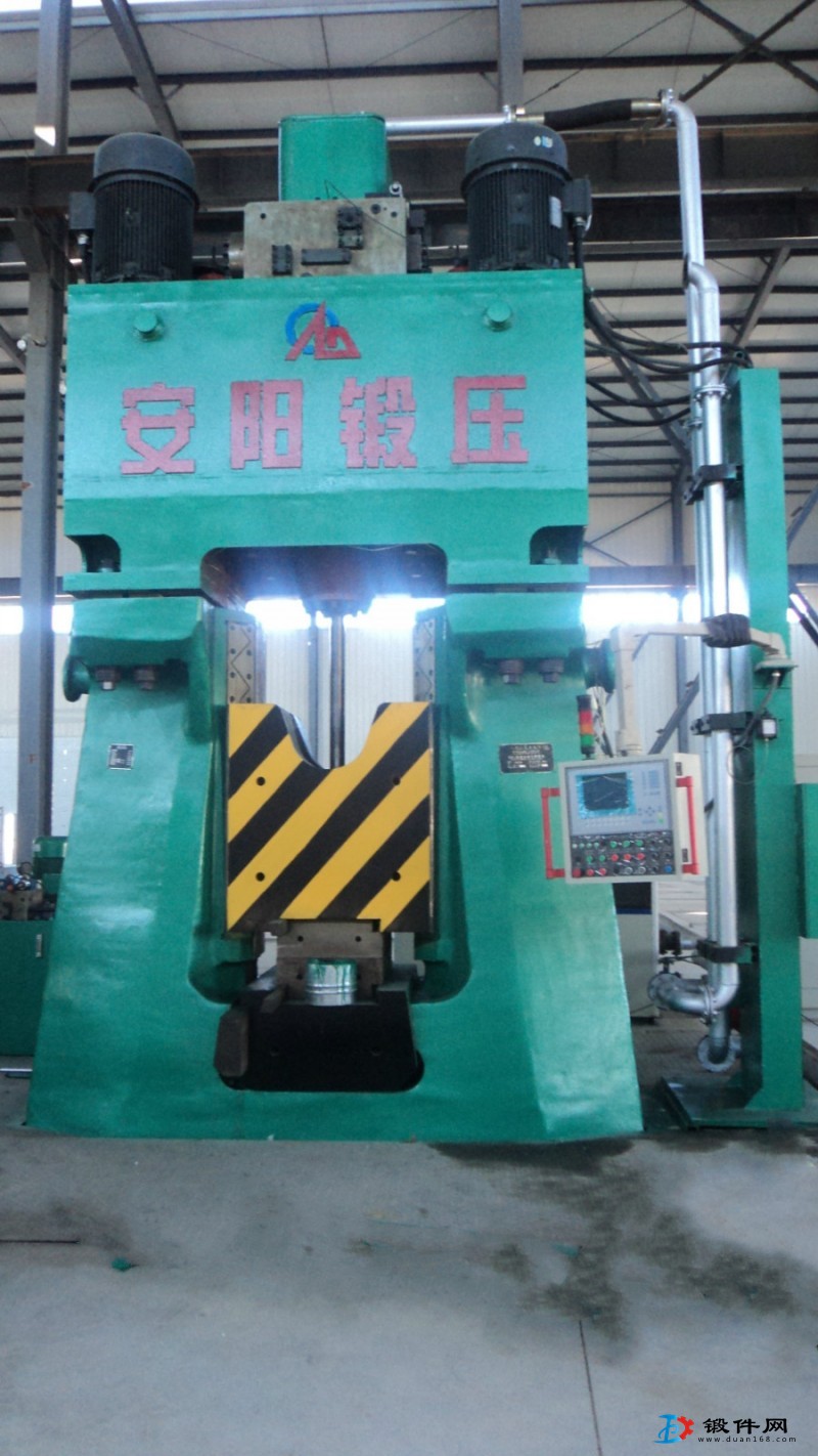 180mm鋼球生產(chǎn)設(shè)備程控錘鍛打鋼球自動化生產(chǎn)線