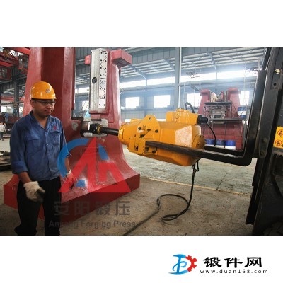 4噸打楔鐵機撞錘使用4-6噸模鍛錘打進打出楔鐵