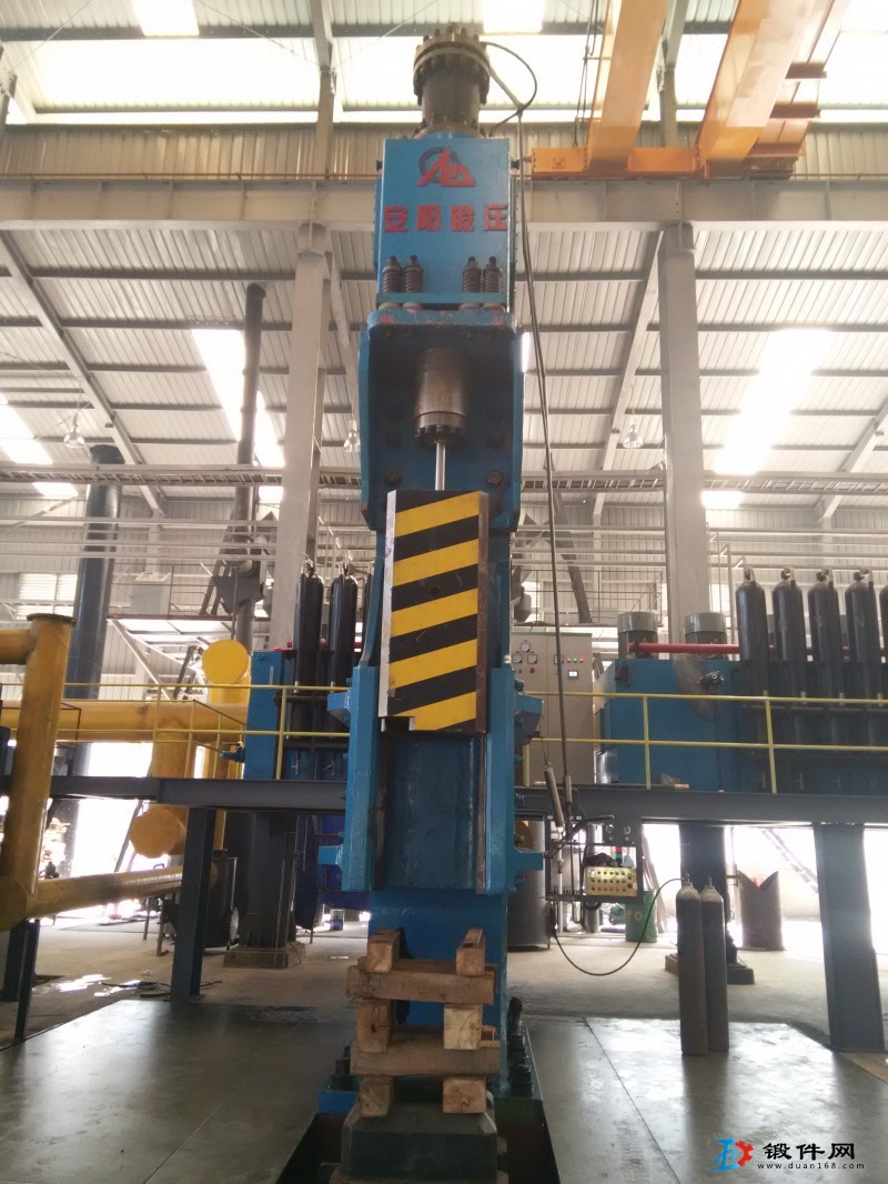 4噸自由鍛電液錘長行程打擊鍛錘安陽鍛壓直供