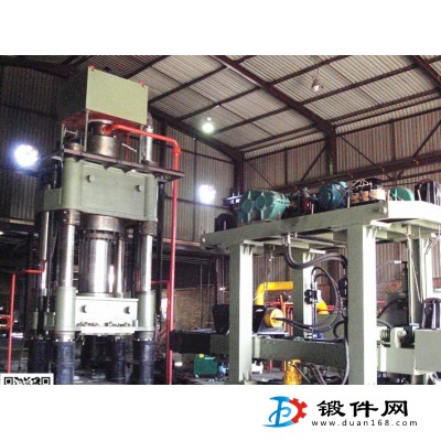 安陽鍛壓3150噸自由鍛三梁四柱油壓機廠家直供