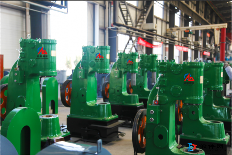 15KG空氣錘C41系列鐵匠用空氣錘個人鐵匠鋪鍛造用錘