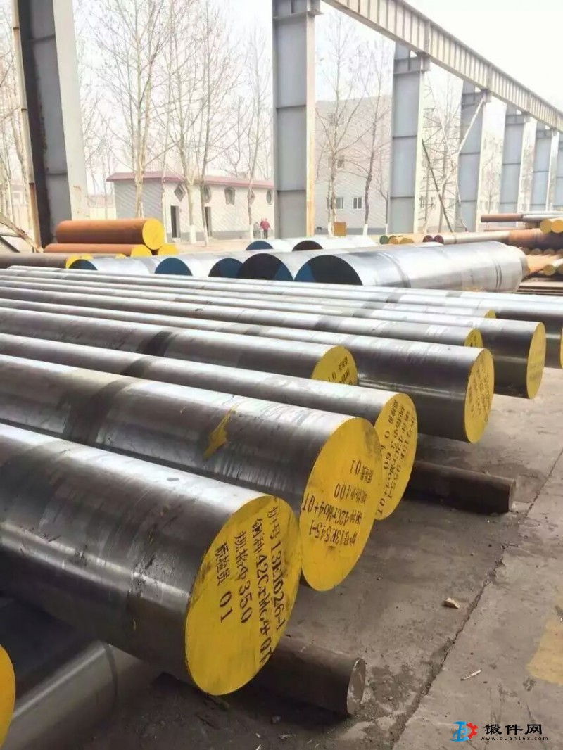 合結(jié)鋼30CrNiMo8 鍛圓