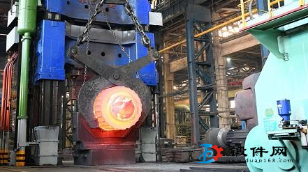 自由鍛加工 自由鍛加工