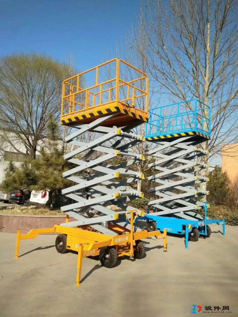 移動式升降機移動靈活升降平穩載重量大