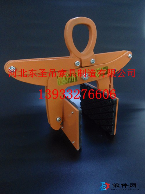 吊裝夾鉗在汽車修理廠使用案例分享