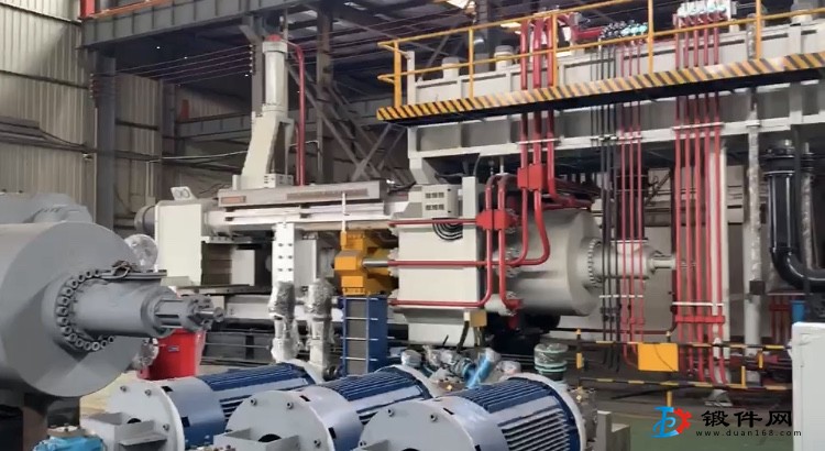 鋁材擠壓機設備 自動液壓機 鋁合金擠壓機