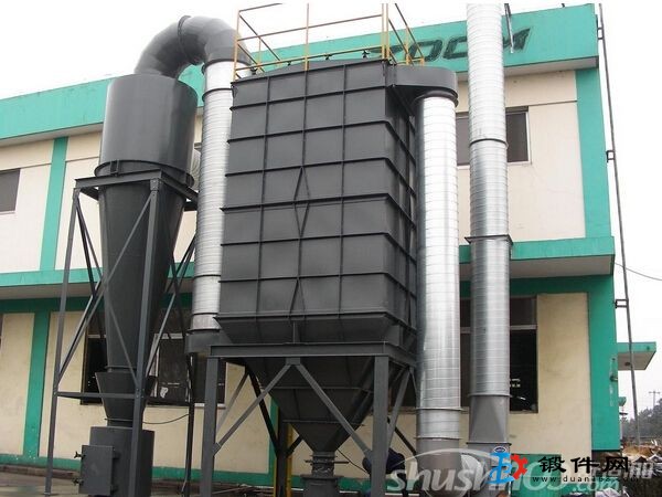 內蒙古鄂爾多斯澤潤MC型脈沖袋式除塵器