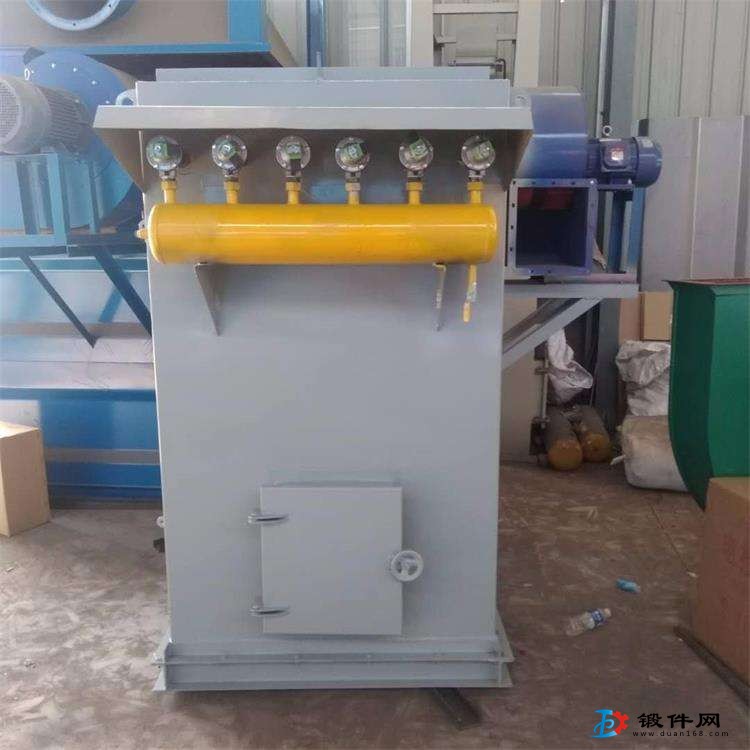 內蒙古鄂爾多斯澤潤大型布袋除塵器