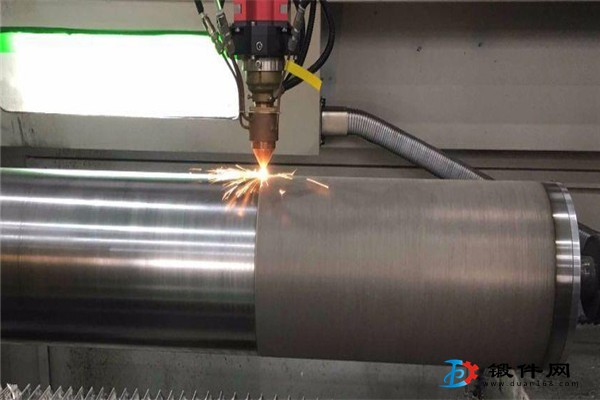 金屬熱噴涂與激光熔覆技術有什么不同