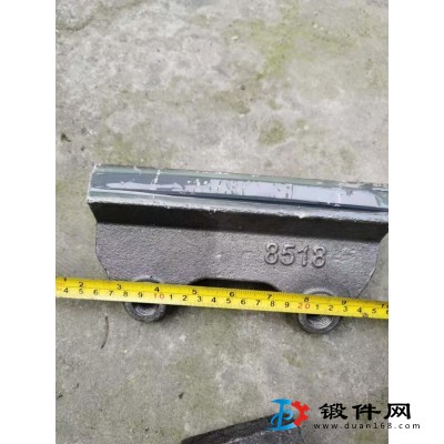 8518制砂機拋料頭刀頭