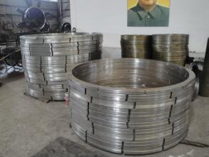 廠家定制大型非標法蘭、大口徑法蘭、平焊法蘭、對焊法蘭